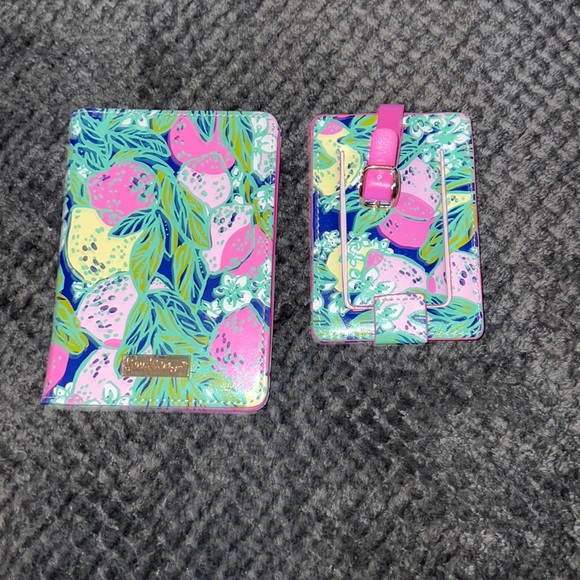 Lilly Pulitzer Accessories Lilly Pulitzer Passport Holder And